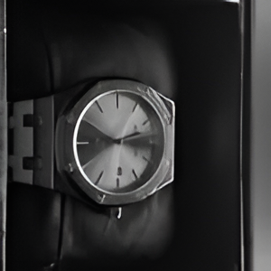 AP watch diamond cut